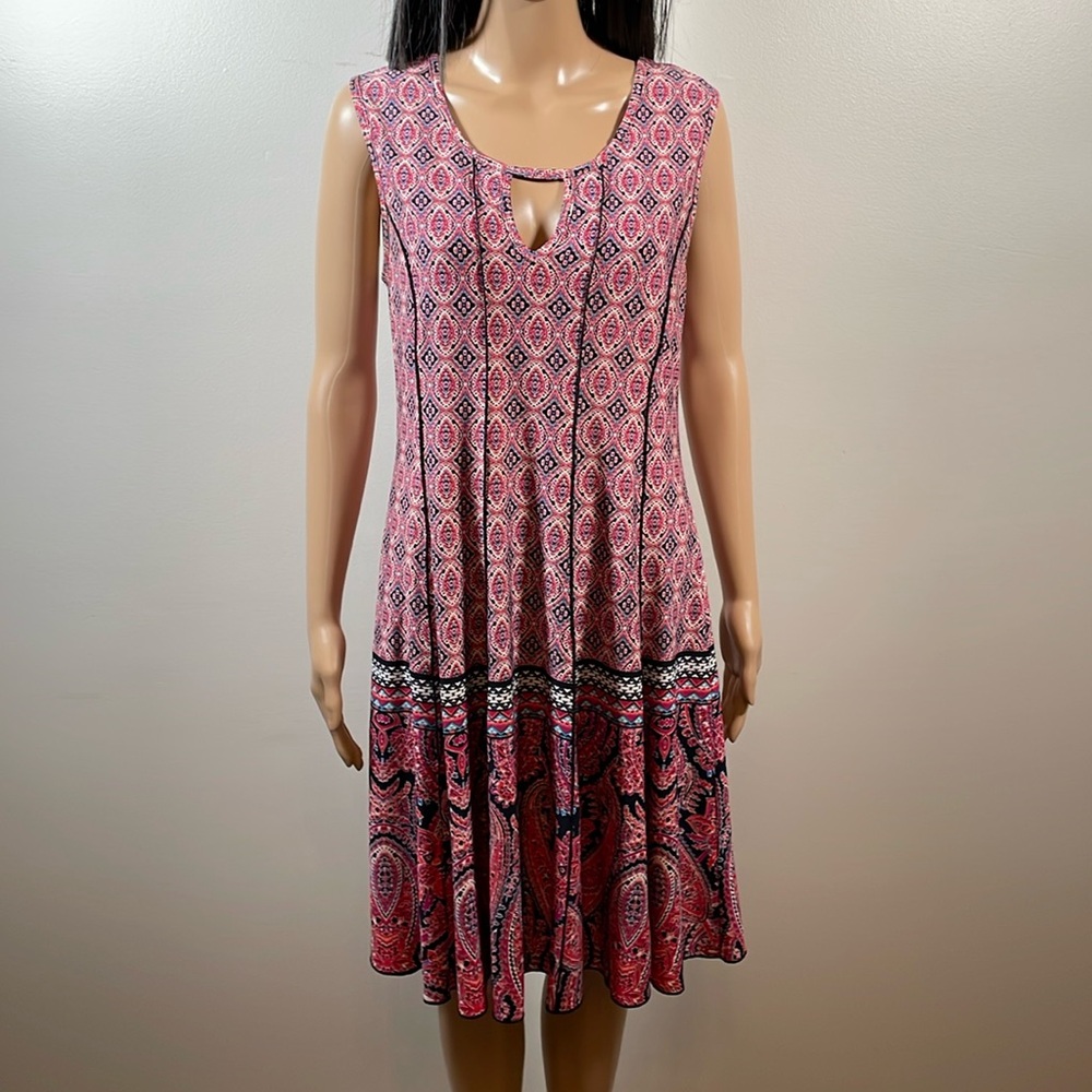 Polyester/spandex dress, size M, like new